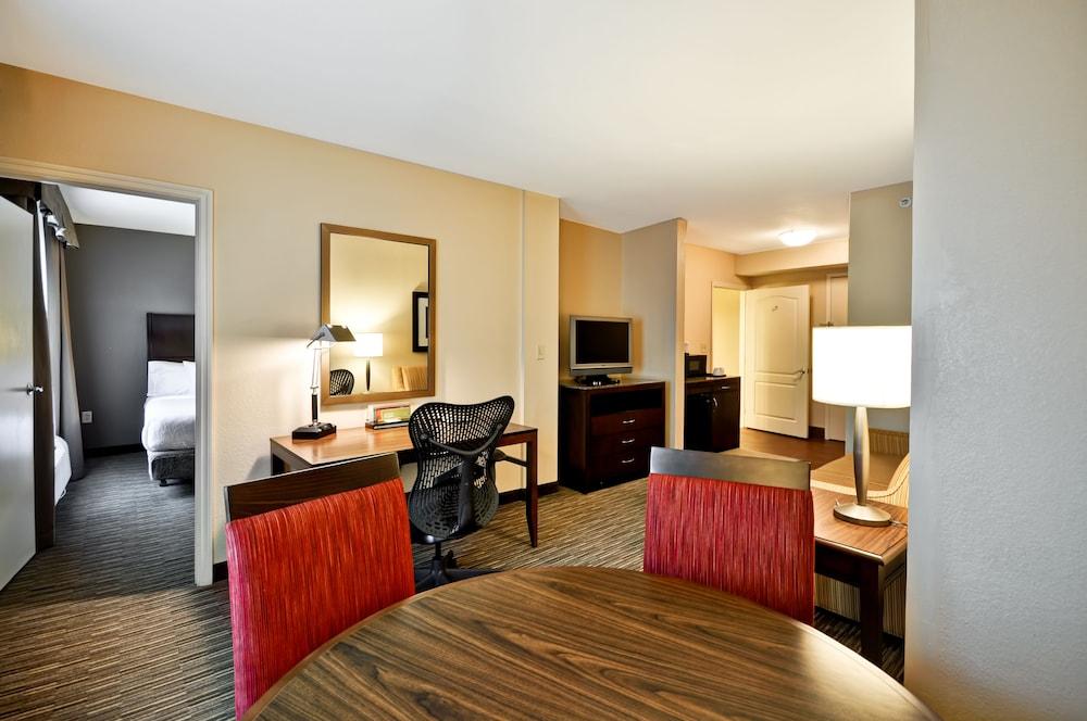 Hilton Garden Inn Tampa North Temple Terrace Extérieur photo