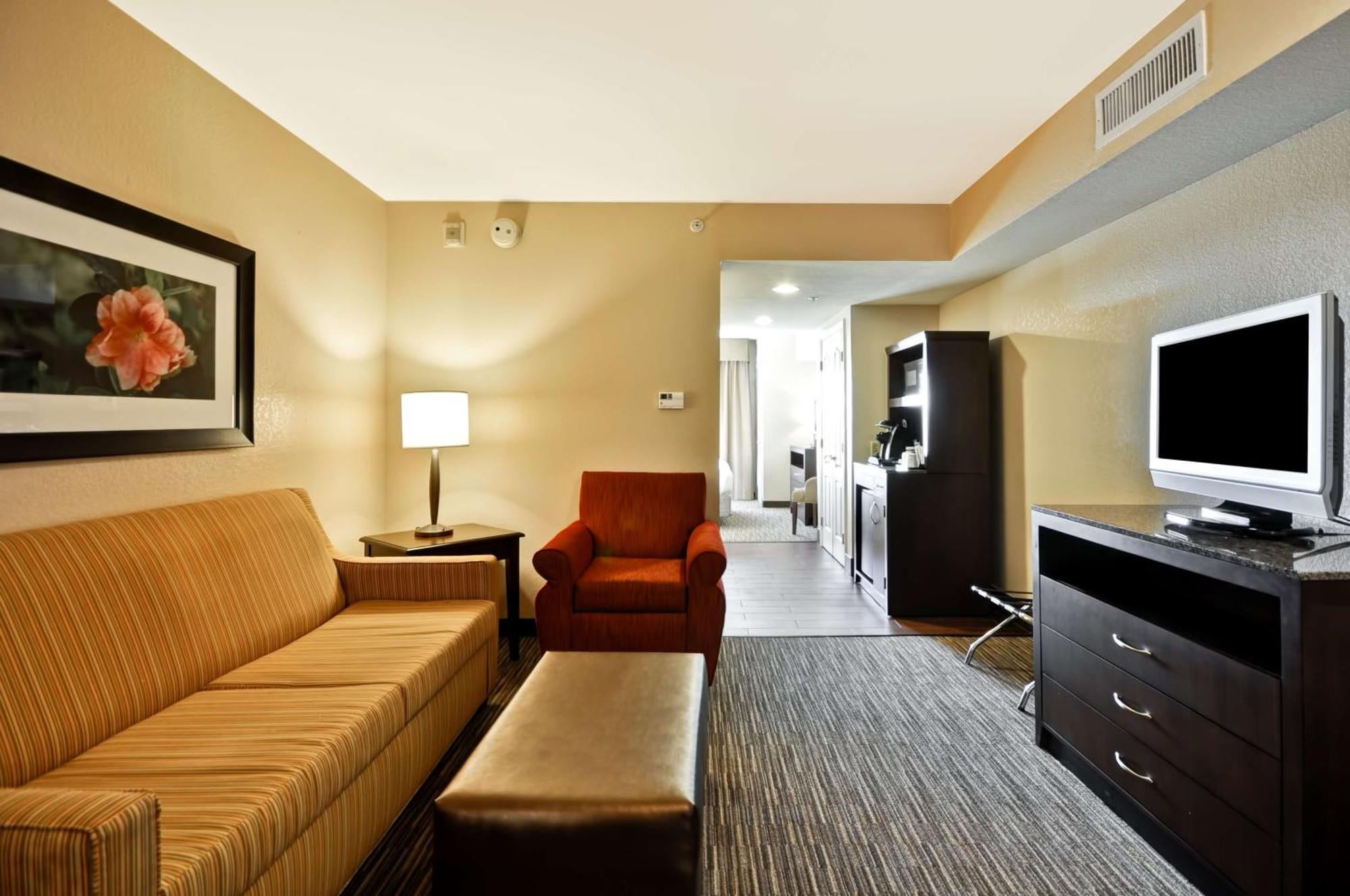 Hilton Garden Inn Tampa North Temple Terrace Extérieur photo