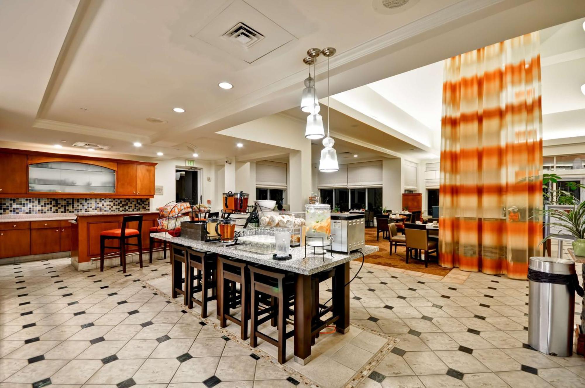 Hilton Garden Inn Tampa North Temple Terrace Extérieur photo