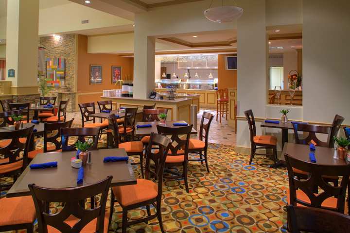 Hilton Garden Inn Tampa North Temple Terrace Extérieur photo
